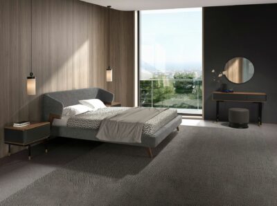 TABLE DE NUIT EN BOIS GRIS FONCÉ MAT, ACIER NOIR ET PLATEAU EN NOYER – Image 2